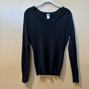 Gap Long Sleeve V-Neck Black Sweater Size XS